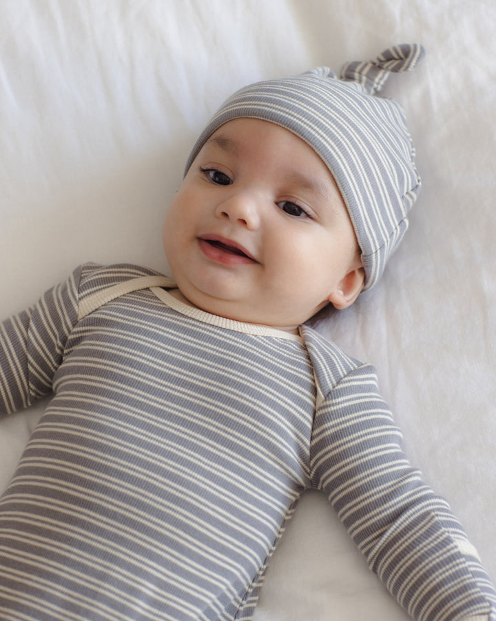 Quincy Mae Knotted  Baby Gown + Hat Set - Slate Microstripe