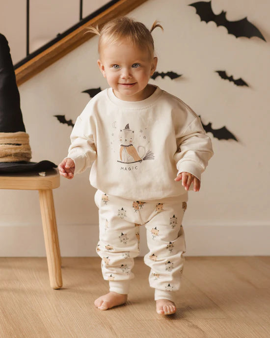 Quincy Mae Relaxed Fleece Sweatshirt + Sweatpants Set - Magic Cats