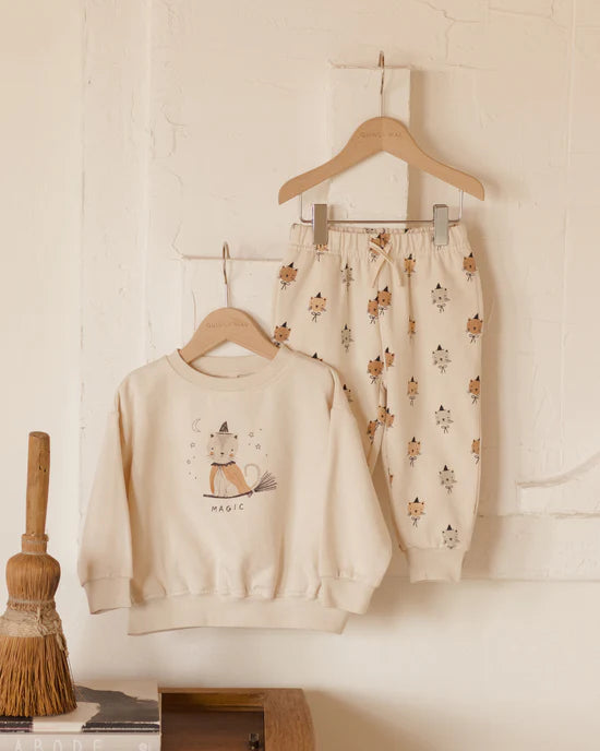 Quincy Mae Relaxed Fleece Sweatshirt + Sweatpants Set - Magic Cats