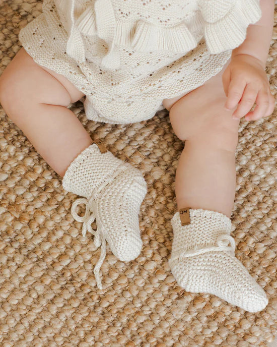 Quincy Mae Organic Knit Booties - Speckled Natural