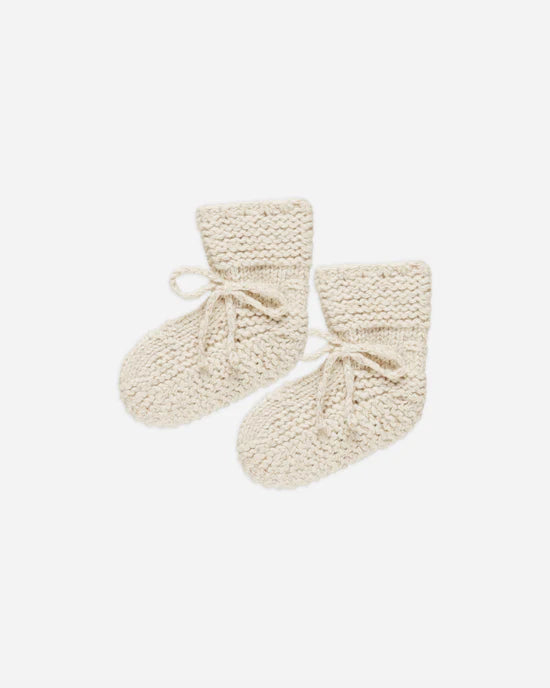 Quincy Mae Organic Knit Booties - Speckled Natural