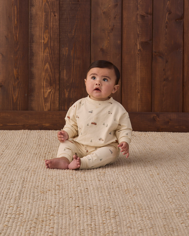 Quincy Mae Relaxed Feece Sweatpants - Holiday Drive