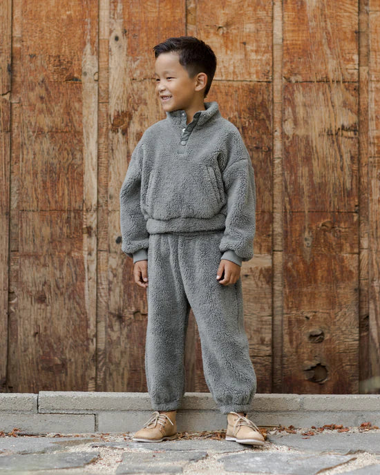 Rylee + Cru Relaxed Sweatpant - Forest