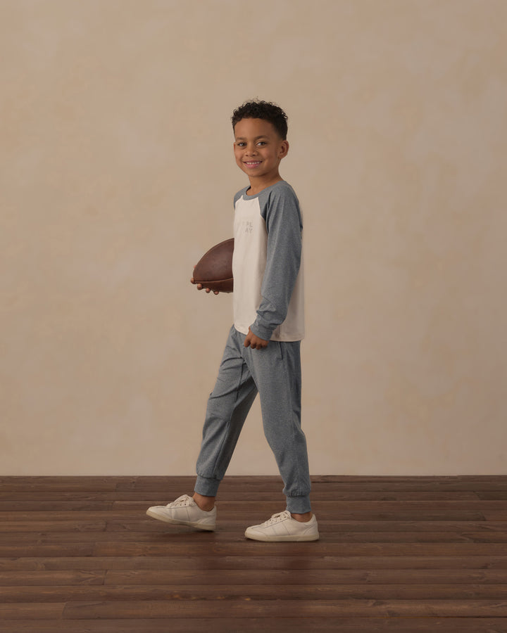 Rylee + Cru Long Sleeve Raglan Tee - Heathered Midnight