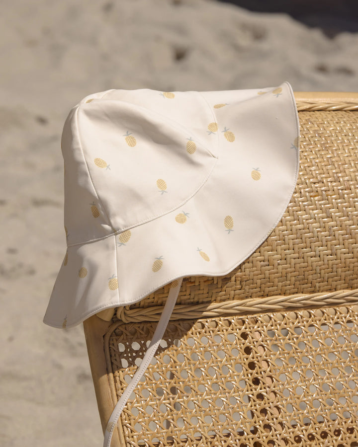 Rylee + Cru Floppy Swim Hat - Pineapples