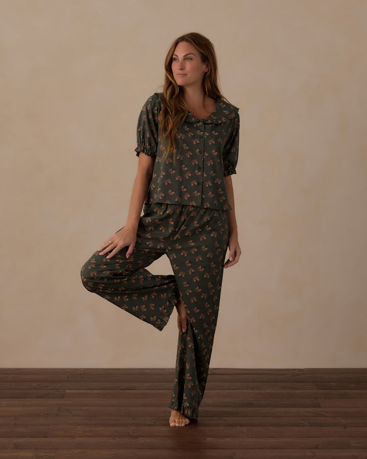 Rylee + Cru Women's Ruffle Pajamas - Evergreen Bouquet