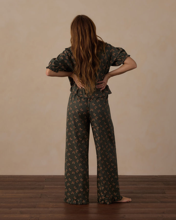 Rylee + Cru Women's Ruffle Pajamas - Evergreen Bouquet