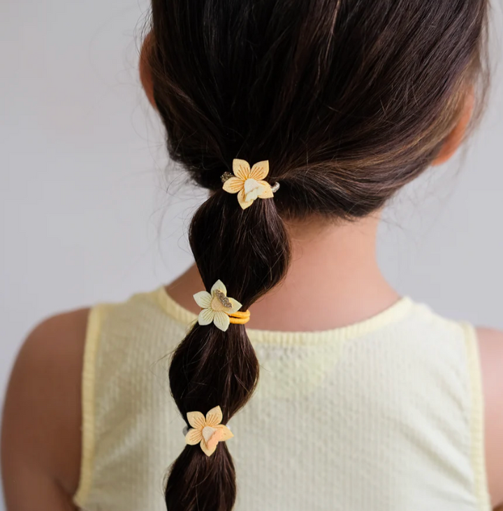 Mimi & Lula Daffodil Mini Ponies