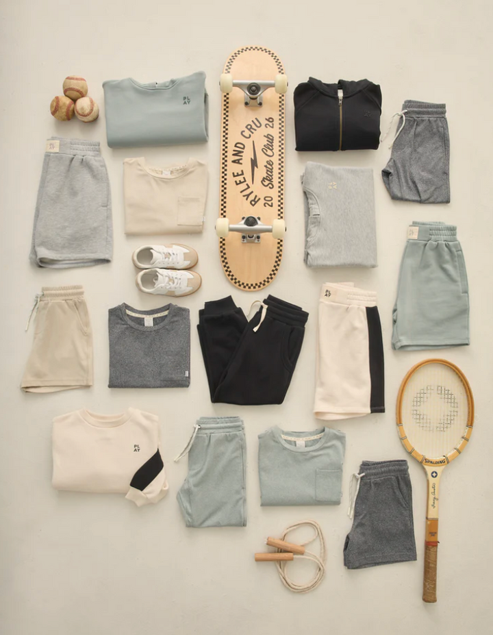 Rylee + Cru Boxing Short - Heathered Grey