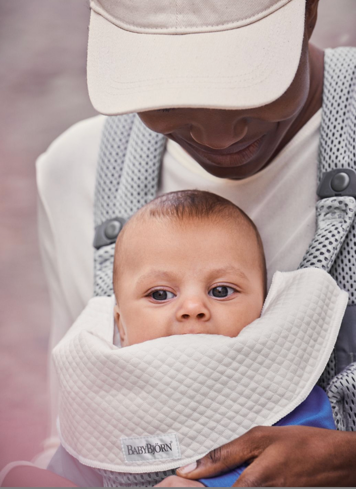 Baby Bjorn Bib For Baby Carrier Mini & Free - 2-Pack