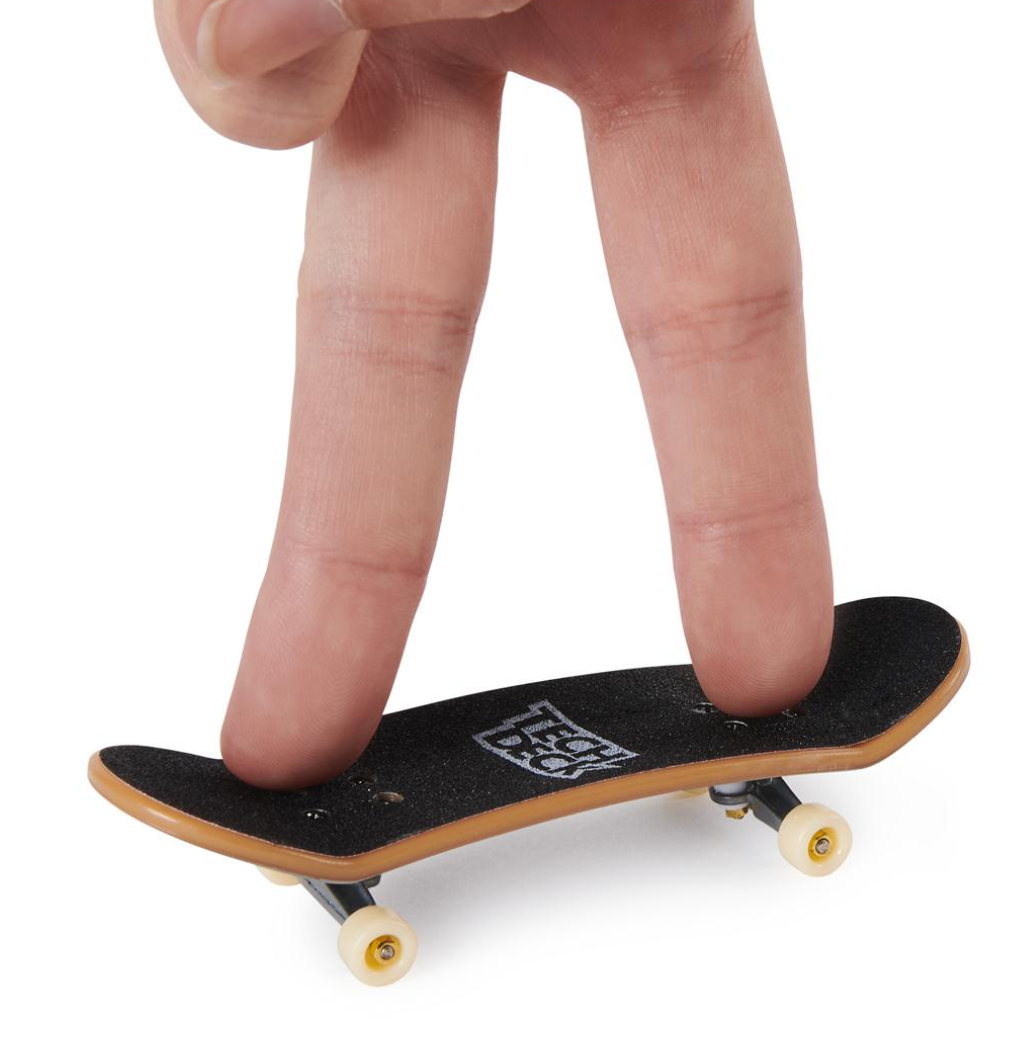Tech Deck Ultra DLX Fingerboard 4-Pack Mini Skateboards