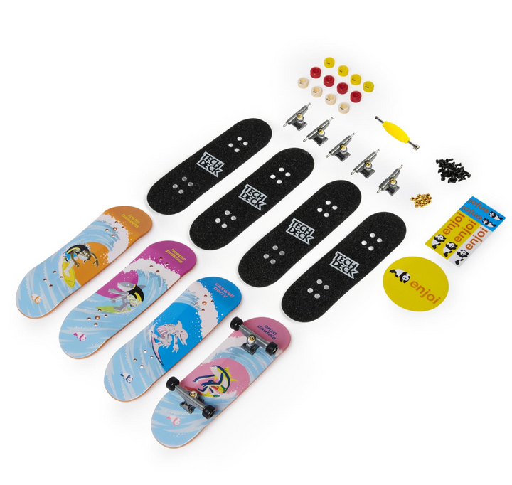 Tech Deck Ultra DLX Fingerboard 4-Pack Mini Skateboards