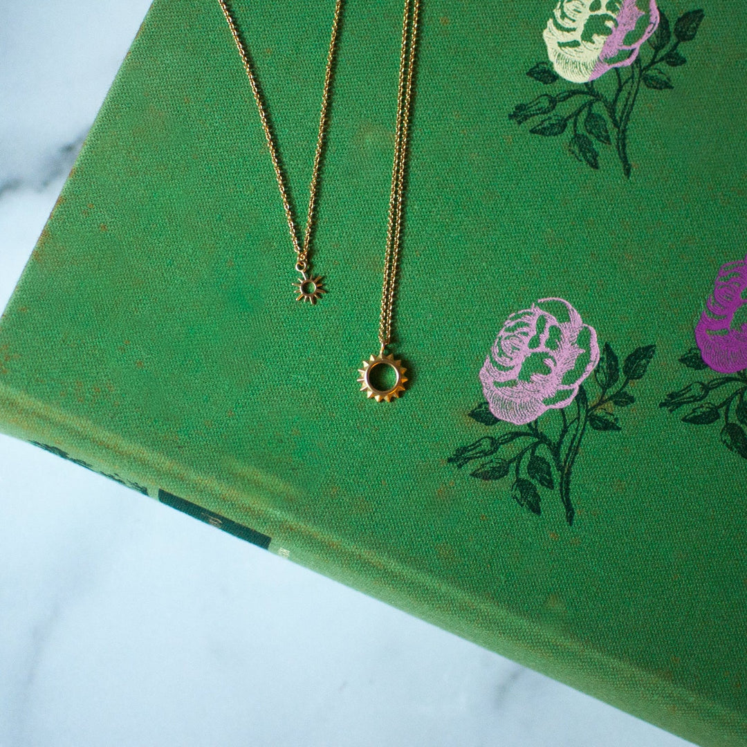 Helmsie Mama & Me Sunshine Necklace Set