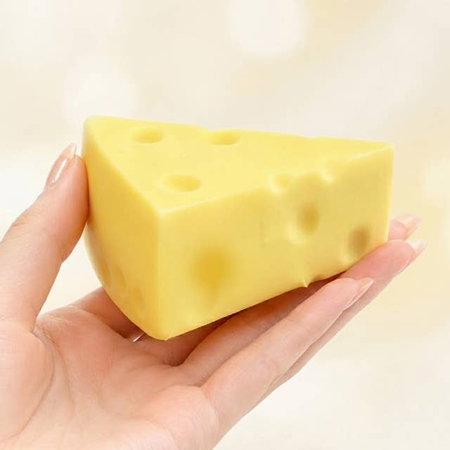 Mini Cheese Squish – Soft & Slow-Rebound Squishy