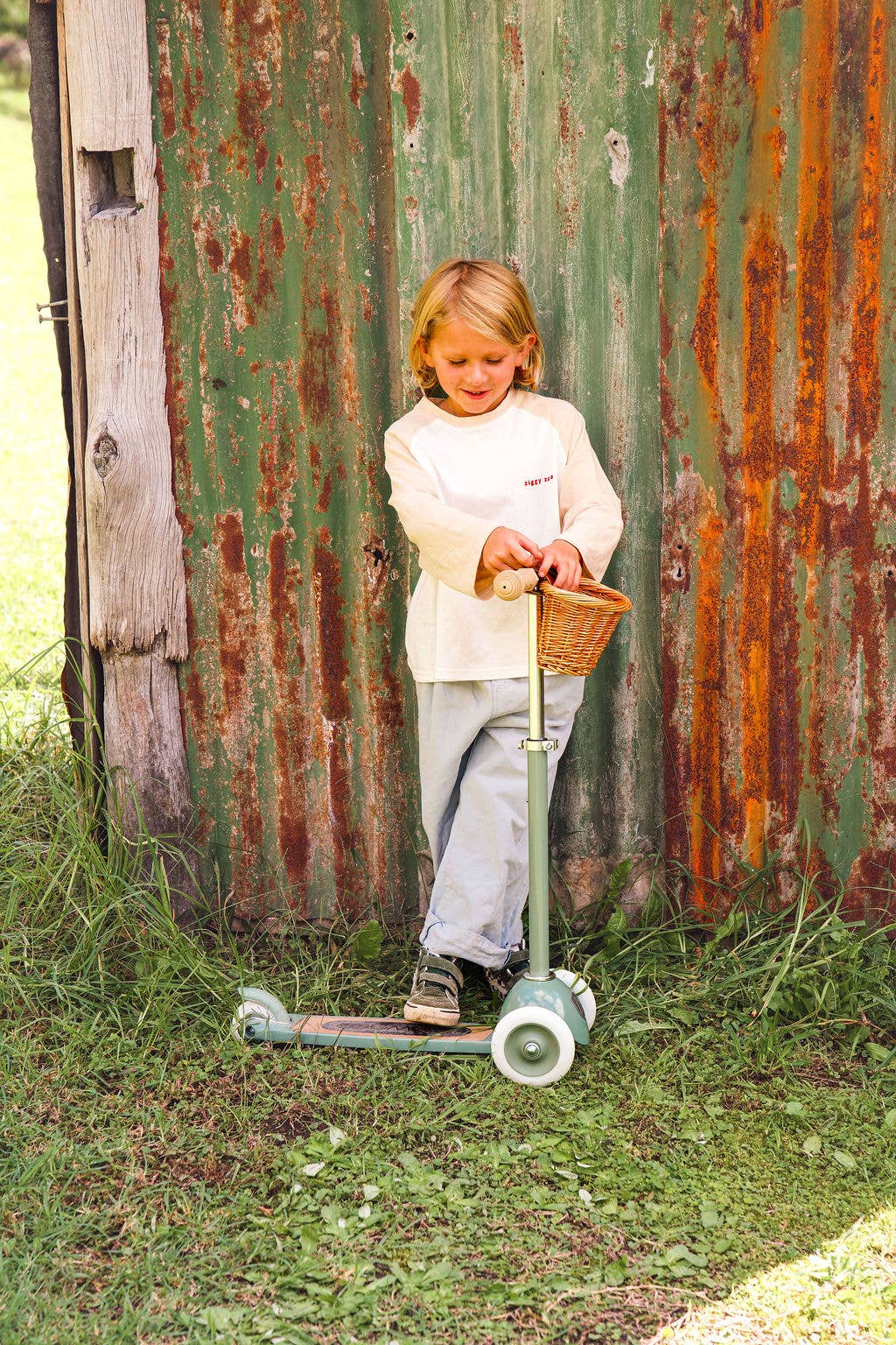 Banwood Vintage 3-Wheel Scooter - Forest