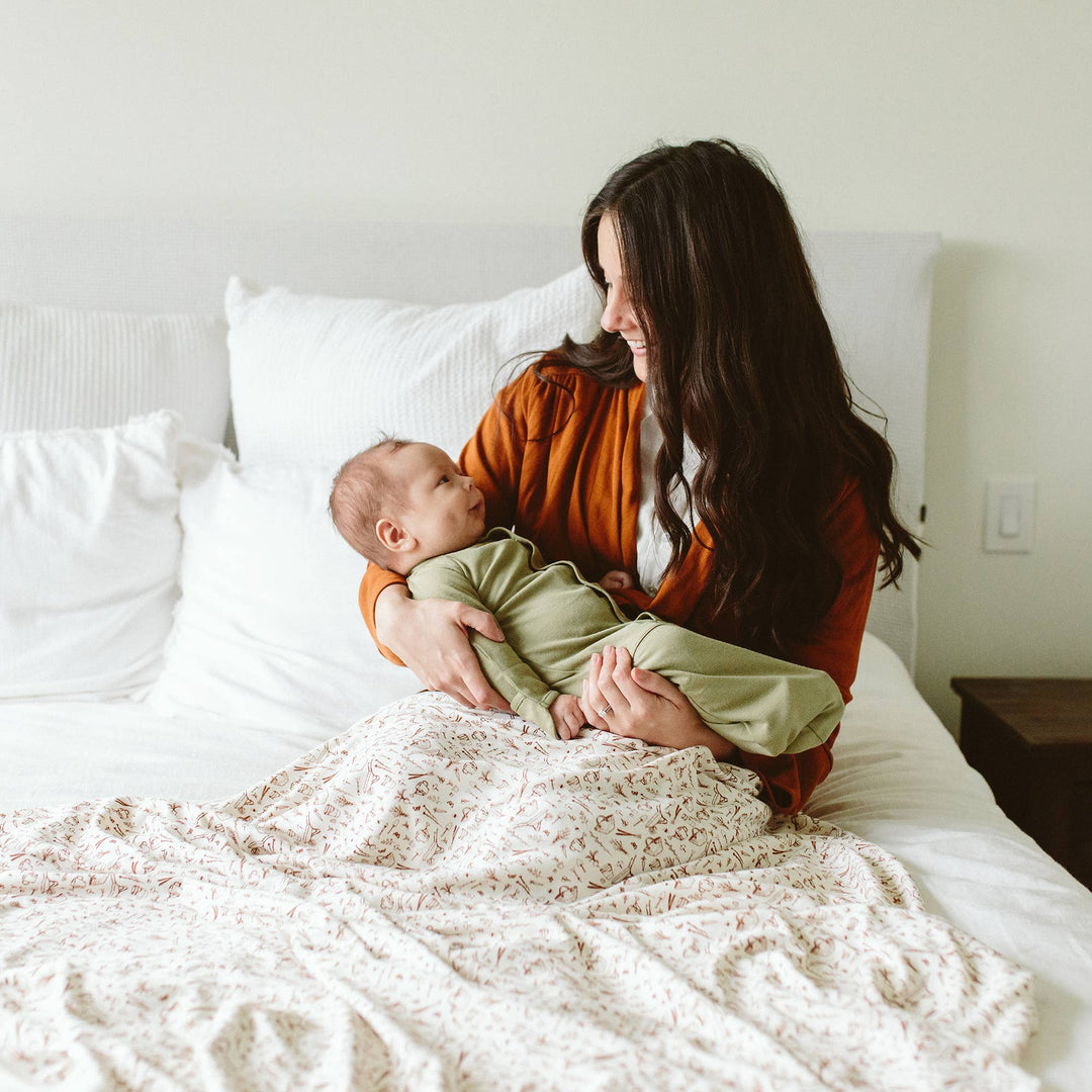 Goumi 24 Hour Convertible Sleeper Gown - Artichoke