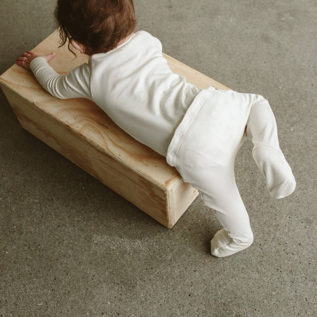 Goumi Grow With You Footie + Snug Fit - Cloud