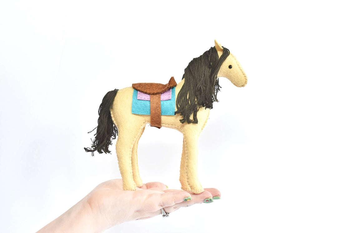 DelilahIris Designs Felt Horse Sewing Craft Kit