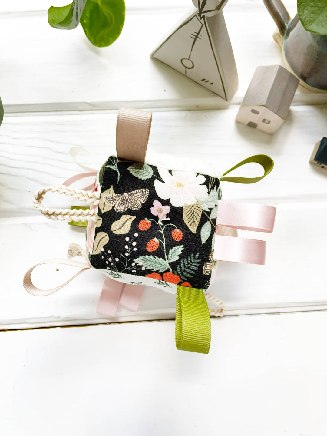The Bird & Elephant Plush Block Baby Tag Toy - RIfle Paper Co. Floral