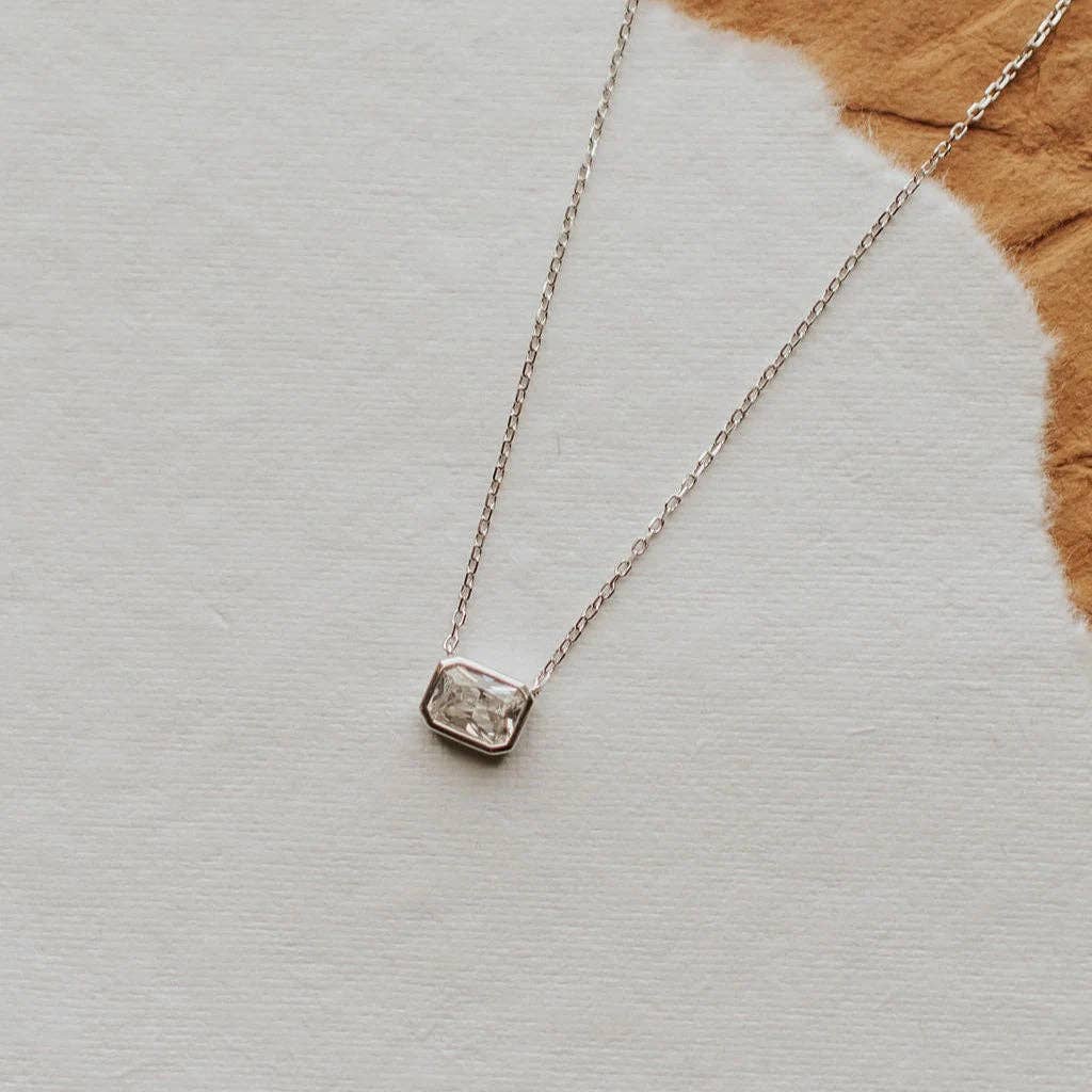 Mauve Jewelry Co Blair Diamond Necklace