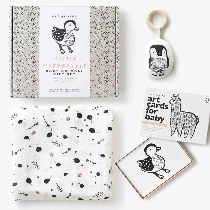 Wee Gallery Little Naturalist Gift Set - Baby Animals