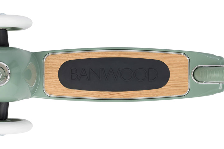 Banwood Vintage 3-Wheel Scooter - Forest