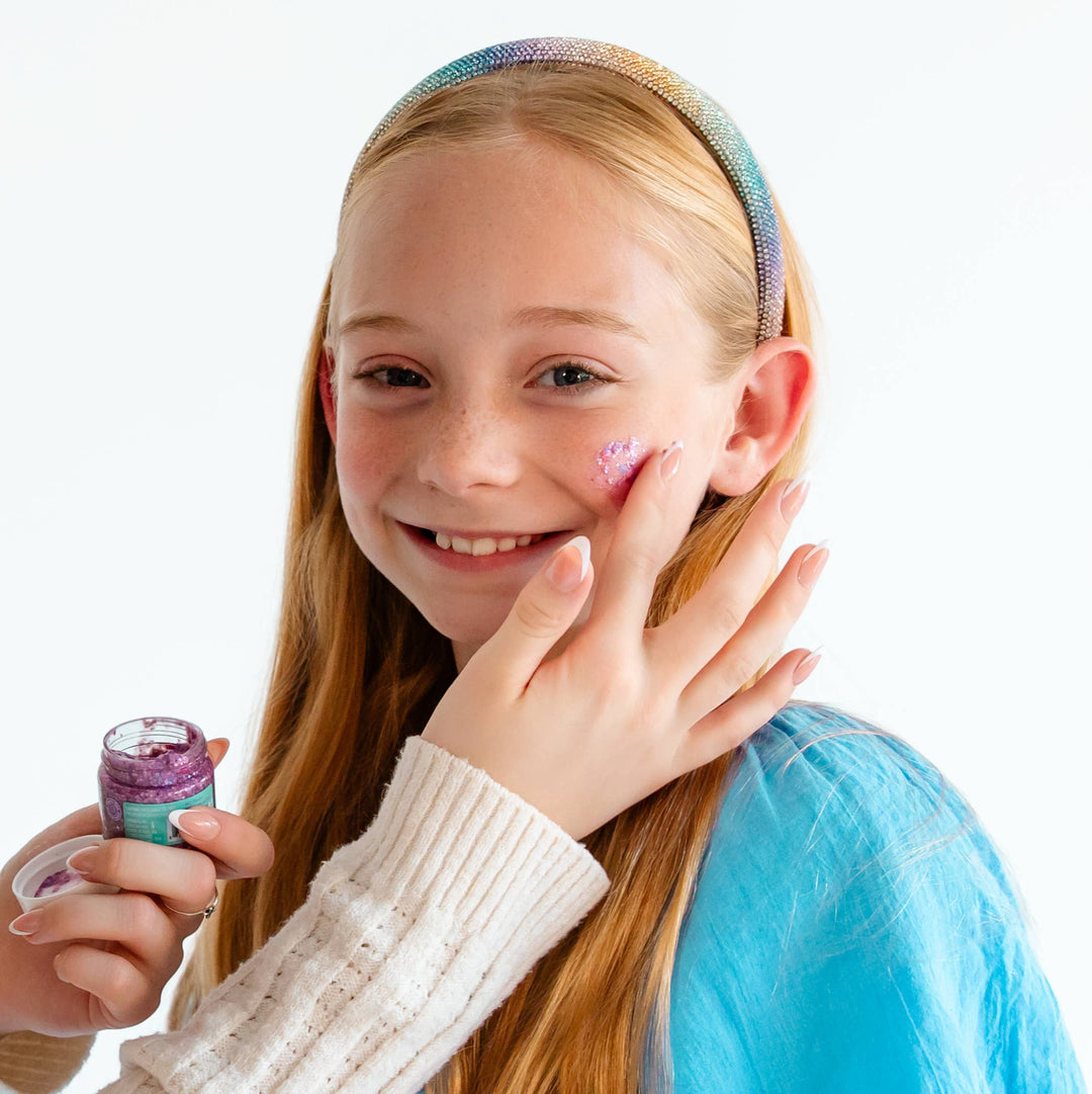 Klee Kids Dream Comes Yule - Holiday Festive Makeup Kit