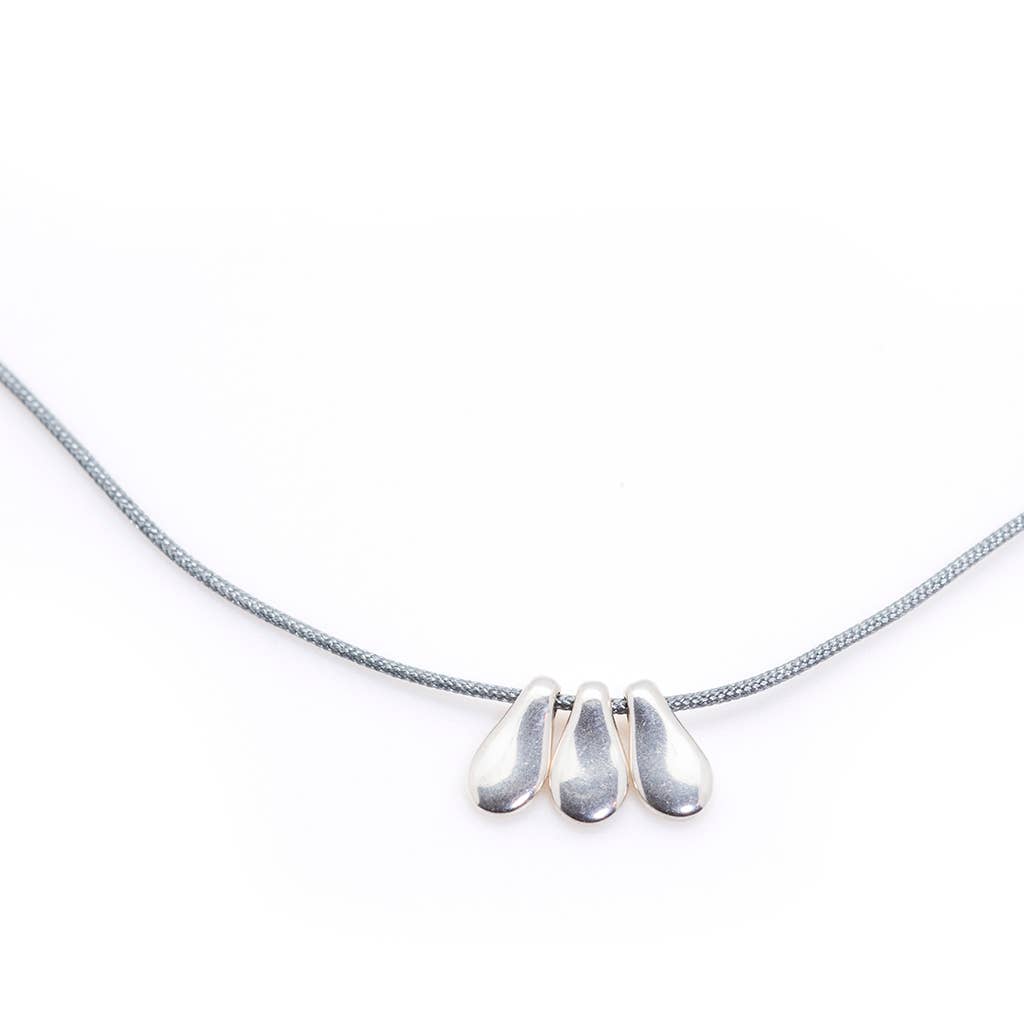 Bronwen Tiny Charm - 3 Petal Necklace