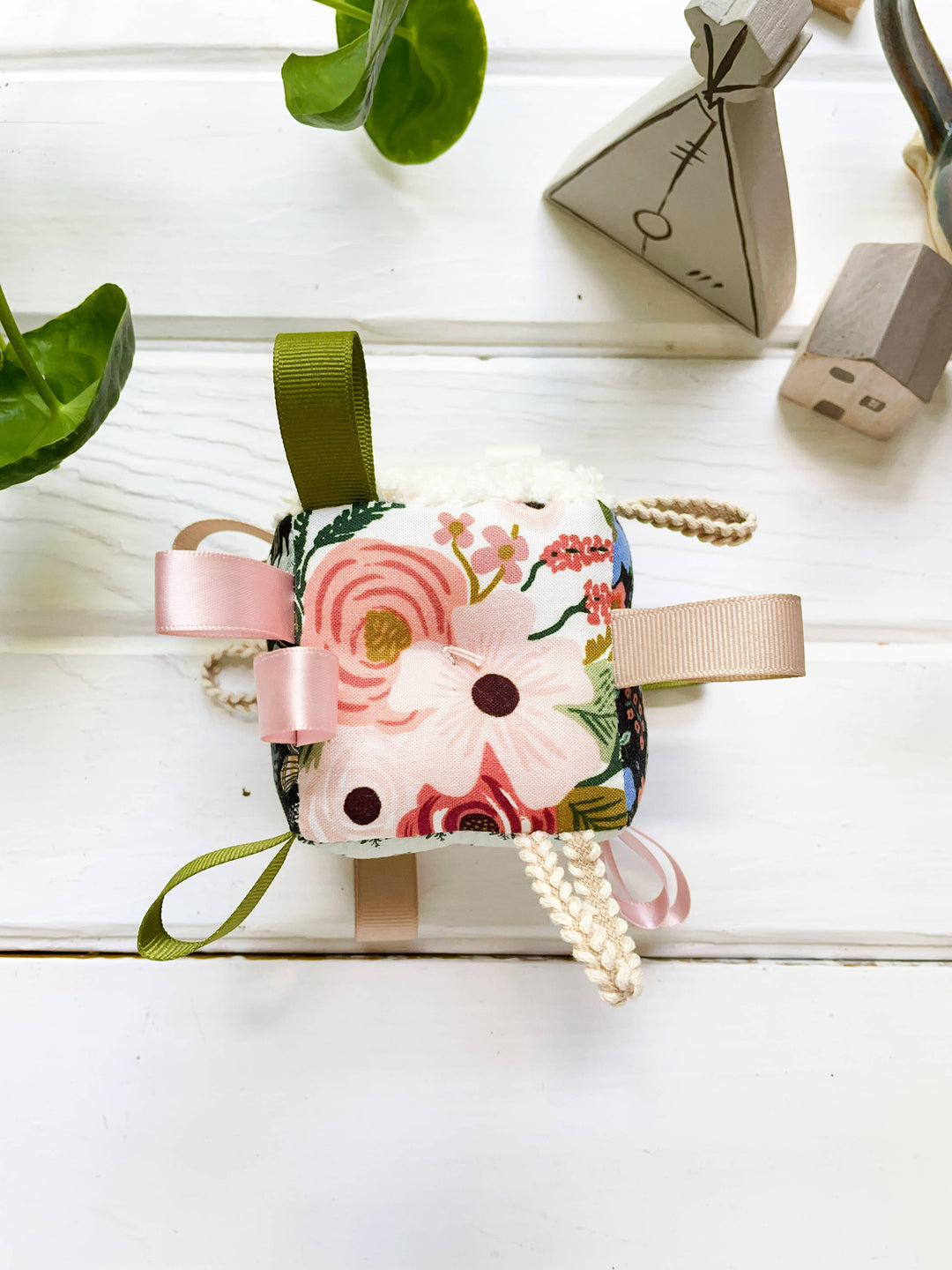 The Bird & Elephant Plush Block Baby Tag Toy - RIfle Paper Co. Floral