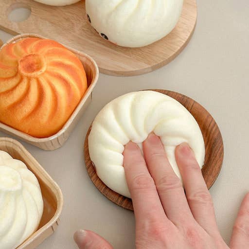 Find the Grilled Dumpling! Squishy