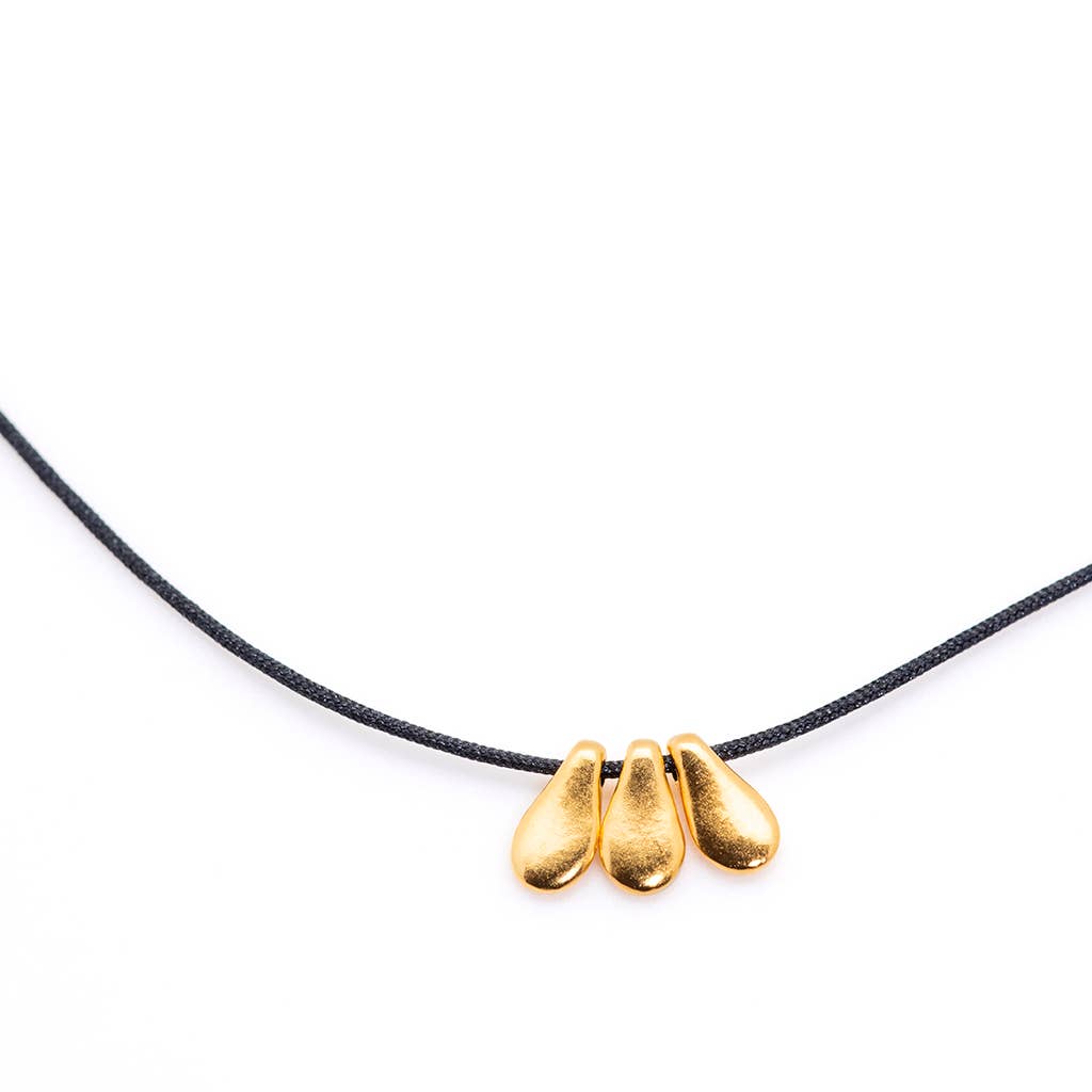 Bronwen Tiny Charm - 3 Petal Necklace