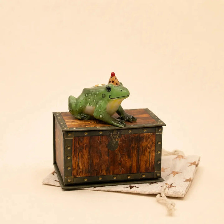 Camp Hollow Frog Cake Topper