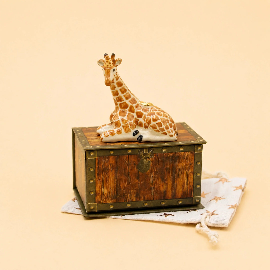 Camp Hollow Giraffe Cake Topper