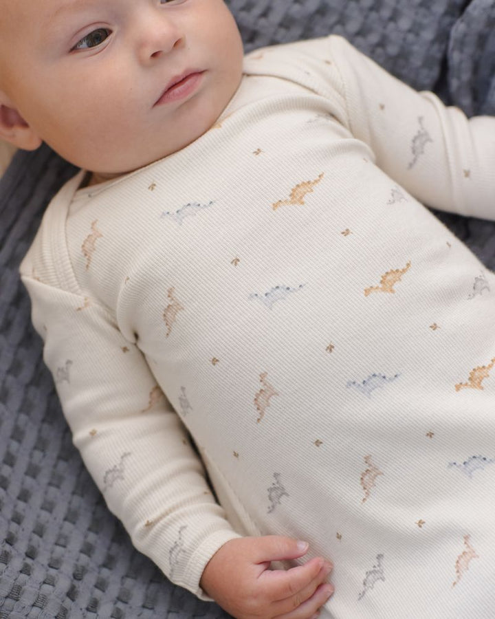 Quincy Mae Knotted Baby Gown + Hat Set - Dinos
