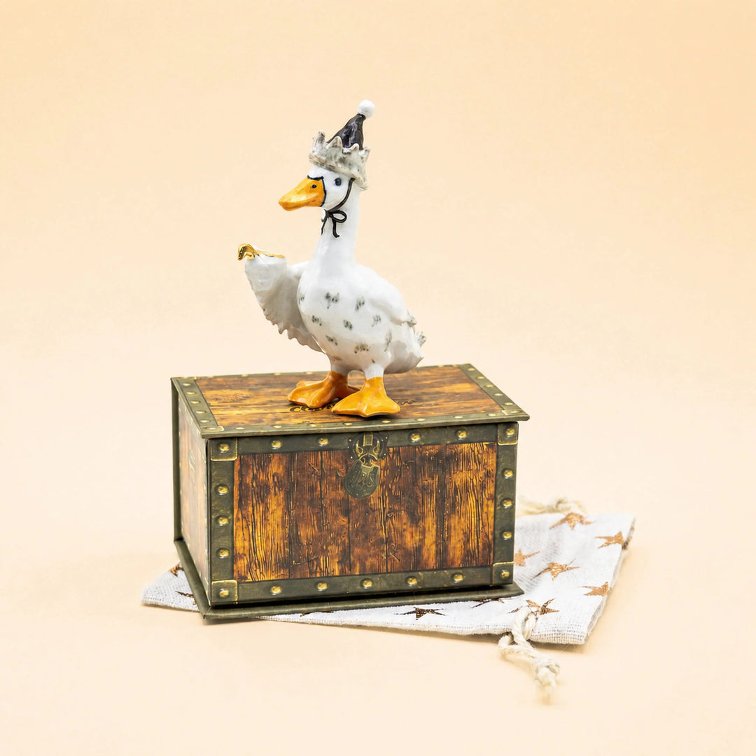 Camp Hollow Goodnight Goose Cake Topper