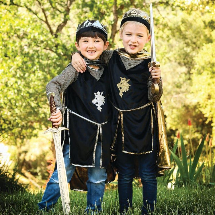 Great Pretenders Silver Knight With Cape And Crown