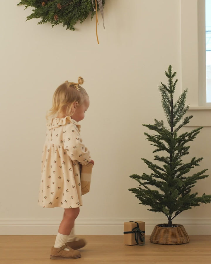 Quincy Mae Alda Dress - Holly Berry