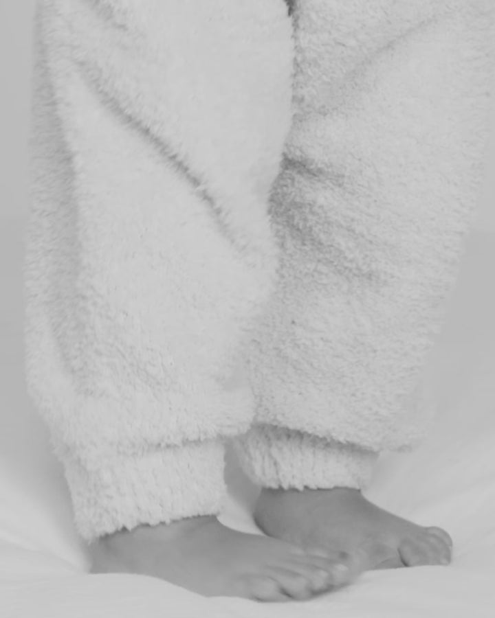 7AM Enfant Fuzzy Boxy Lounge Pants - Ecru