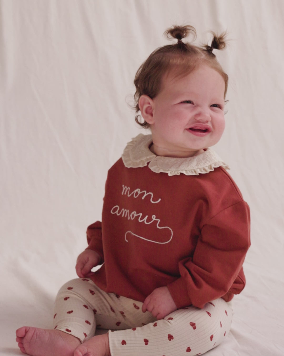 Quincy Mae Collared Sweatshirt - Mon Amour