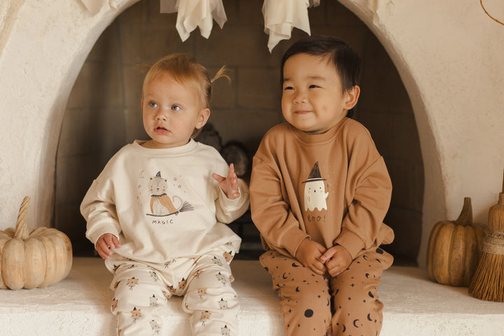 Quincy Mae Relaxed Fleece Sweatshirt + Sweatpants Set - Magic Cats