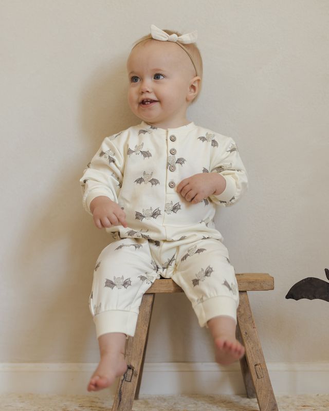 Quincy Mae Relaxed Fleece Jumpsuit - Bats
